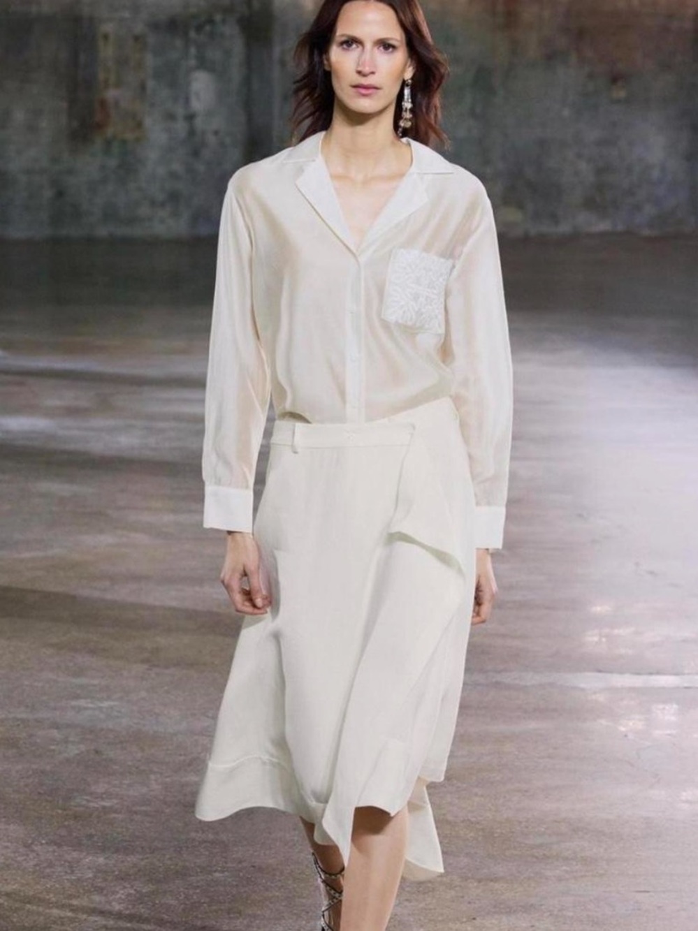 Zara Cream Midi Skirt with Soft A-Line Silhouette